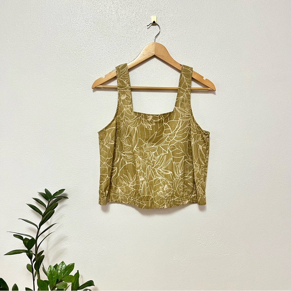 a.n.a floral abstract green square neck linen tank top banded hem medium